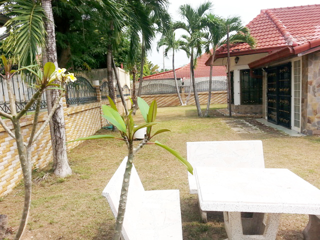 Detached House for Sale and Rent in Pattaya