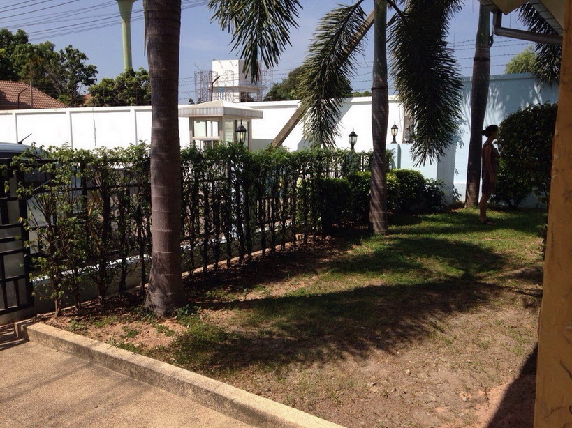 Single House for Sale in East Pattaya,