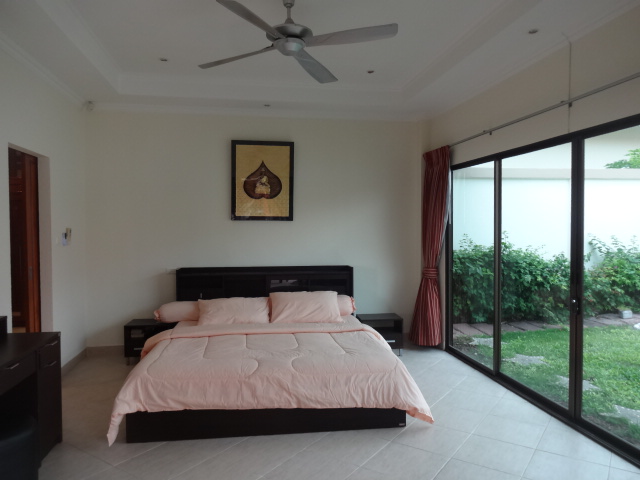 Pratumnak Hill House for Rent