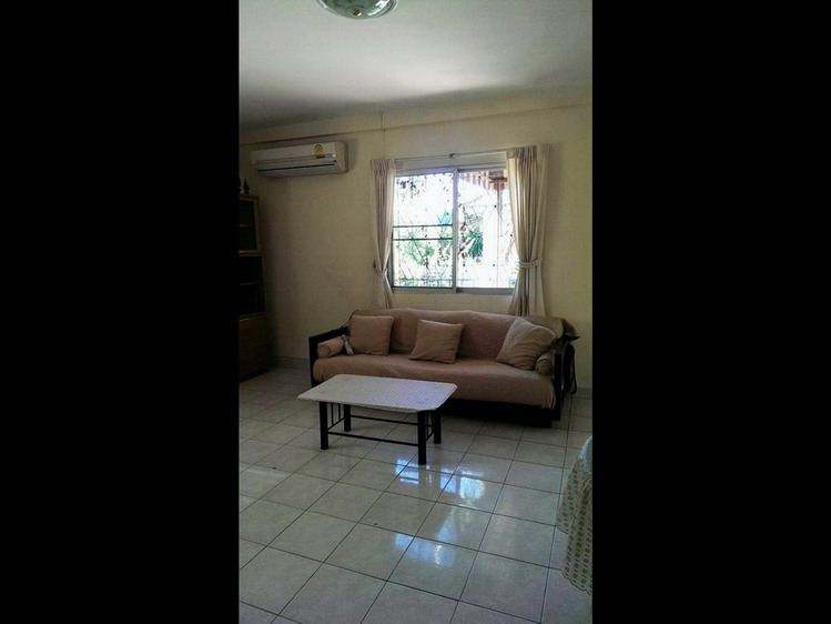 2 Bedrooms House for Rent in East Pattaya