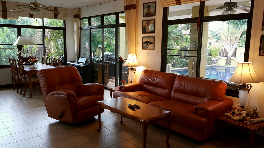 Bang Saray Executive Home for Rent