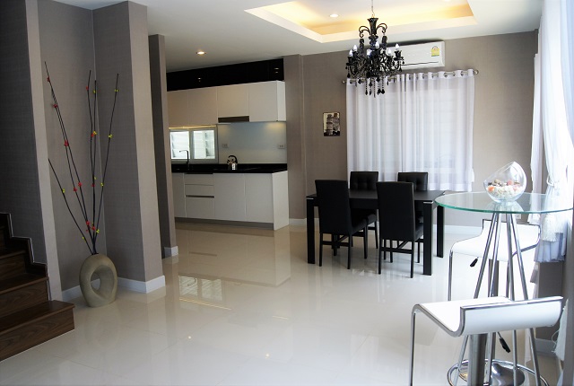 Modern New House for Sale or Rent in East Pattaya