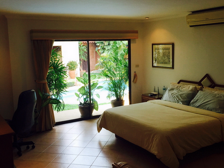 3 Bedrooms Pool Villa for Rent in South Pattaya