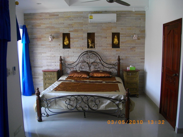 Pool villa In Pratamnak Area for Rent