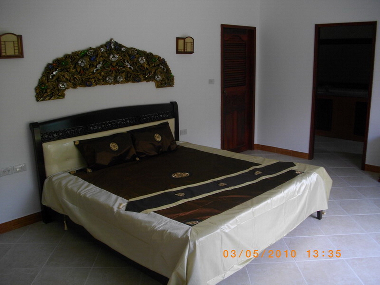 Pool villa In Pratamnak Area for Rent