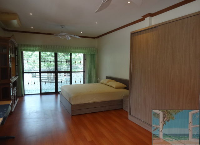 4 Bedrooms Jomtien House for Rent