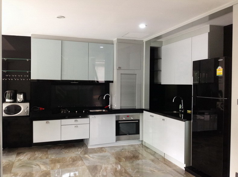 Big house 4+1 Bedrooms for Rent in East Pattaya