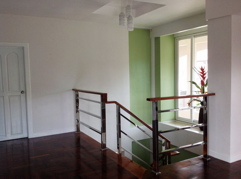 Big house 4+1 Bedrooms for Rent in East Pattaya