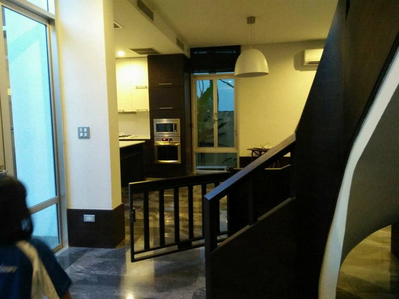 2 Storey House for Rent in Na Jomtien Pattaya Thailand