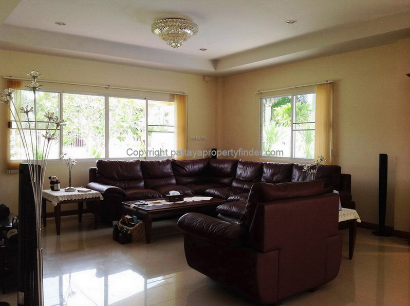 Nice Big 2 Storey House for Sale in East Pattaya