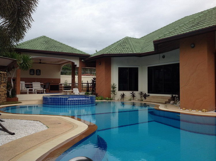 Big House For Sale and Rent in East Pattaya