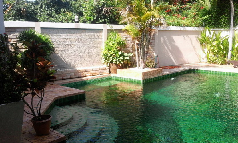 Big house with pool for Rent in East Pattaya