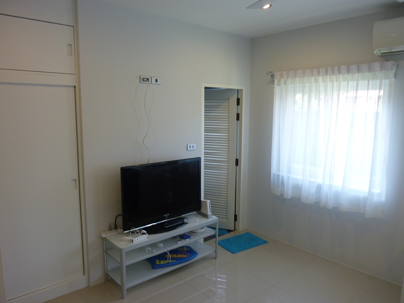 House for Sale at Mabprachan, Pattaya Thailand