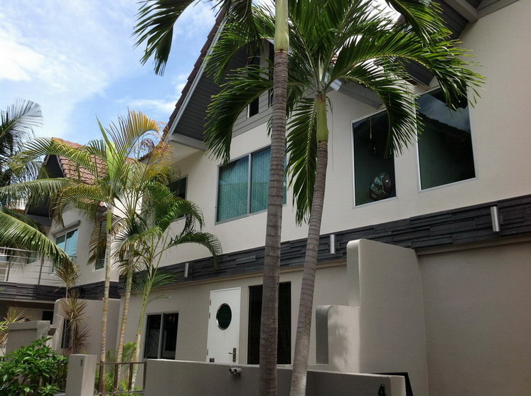 MODERN 4 Bedrooms House for Rent in Jomtien