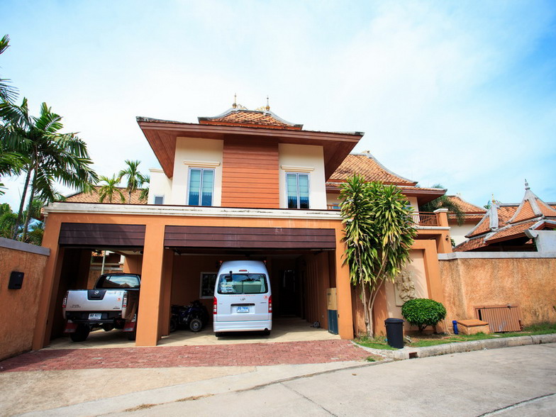 Luxury House For Rent in Pong East Pattaya