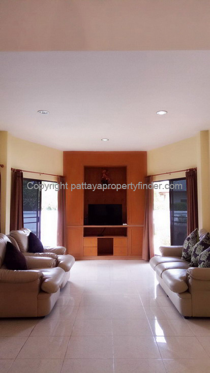 Pool Villa for Sale and Rent East Pattaya