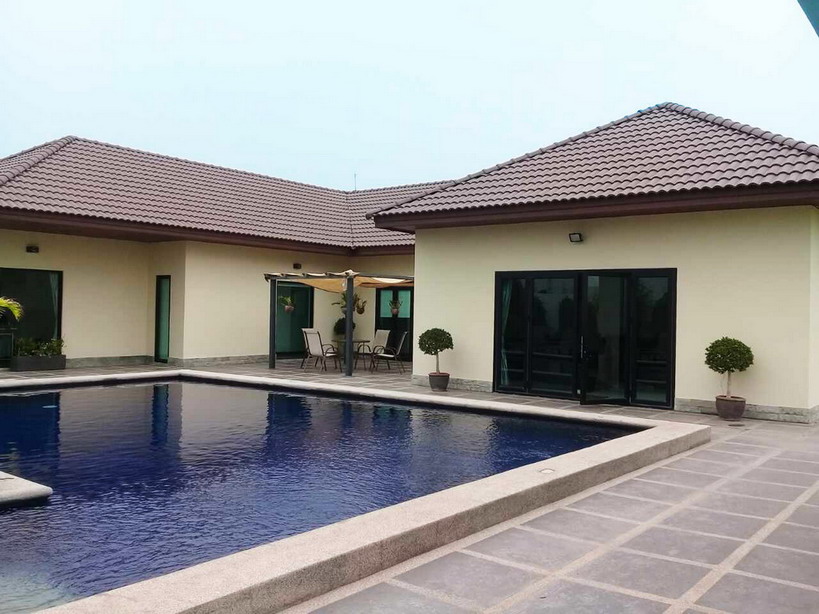 Big Land House for Sale in Huay Yai Area, Pattaya Thailand