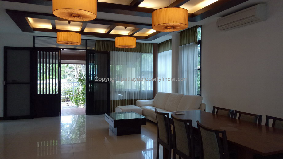 Private Pool House For Rent in East Pattaya