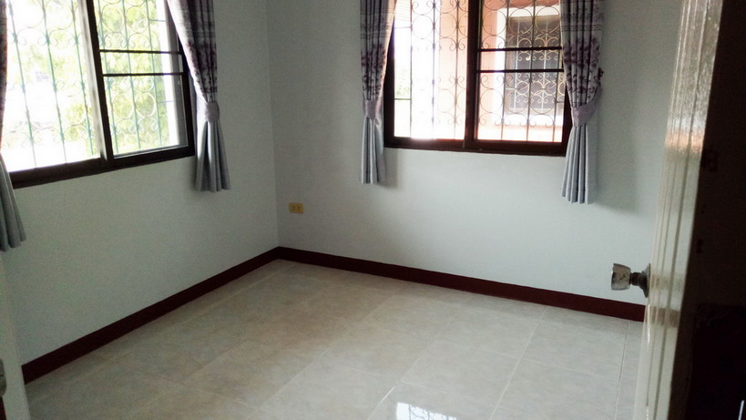 2 Story House for Sale and Rent in East Pattaya