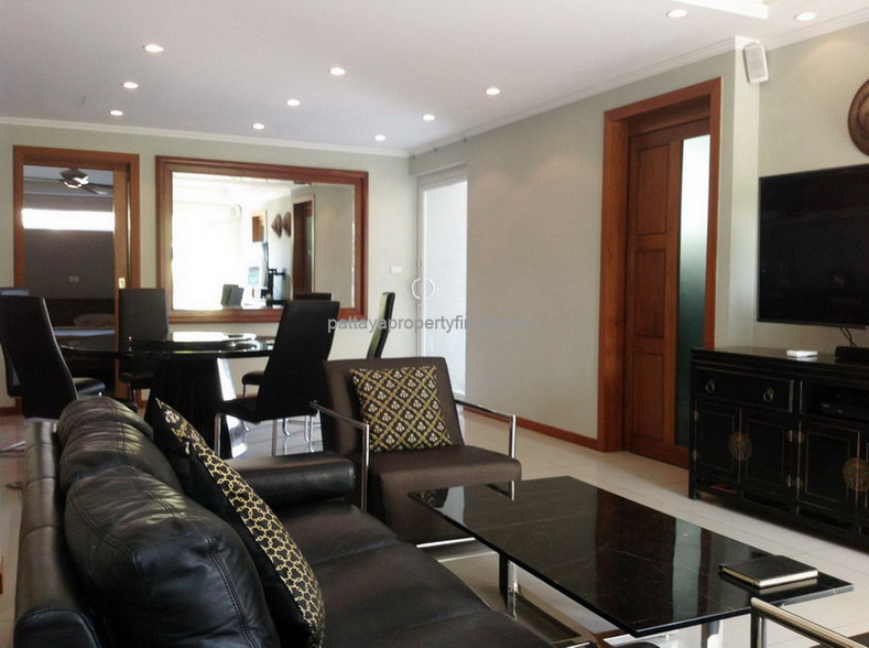 Modern House for Rent on Trappraya Rd Jomtien