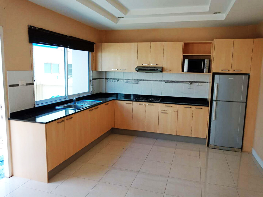 Townhouse For Rent in East Pattaya