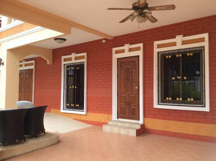 5 Bedrooms House for Rent on Thappraya rd. Pattaya