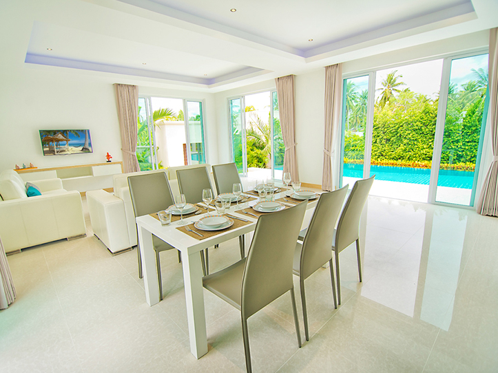 Luxury House for Sale in Pong, Pattaya Thailand