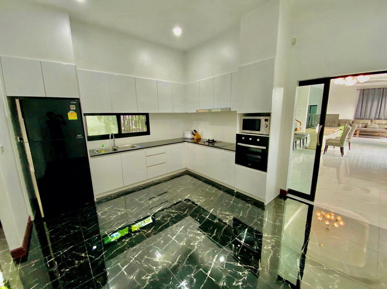 House for Sale and Rent in Mabprachan, East Pattaya Thailand