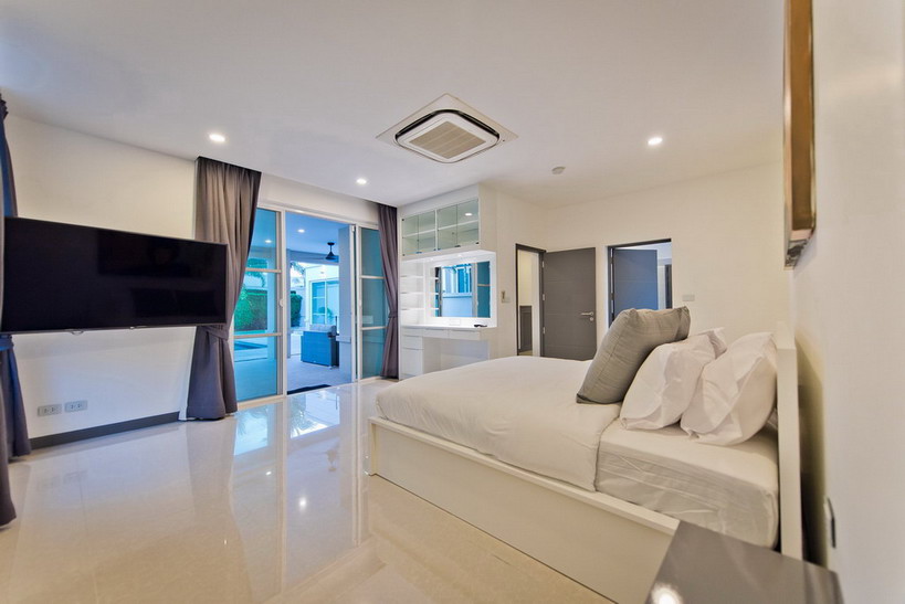 5-Bedroom Luxury Homes for Rent in Pattaya, Thailand