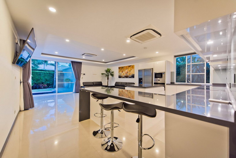 5-Bedroom Luxury Homes for Rent in Pattaya, Thailand