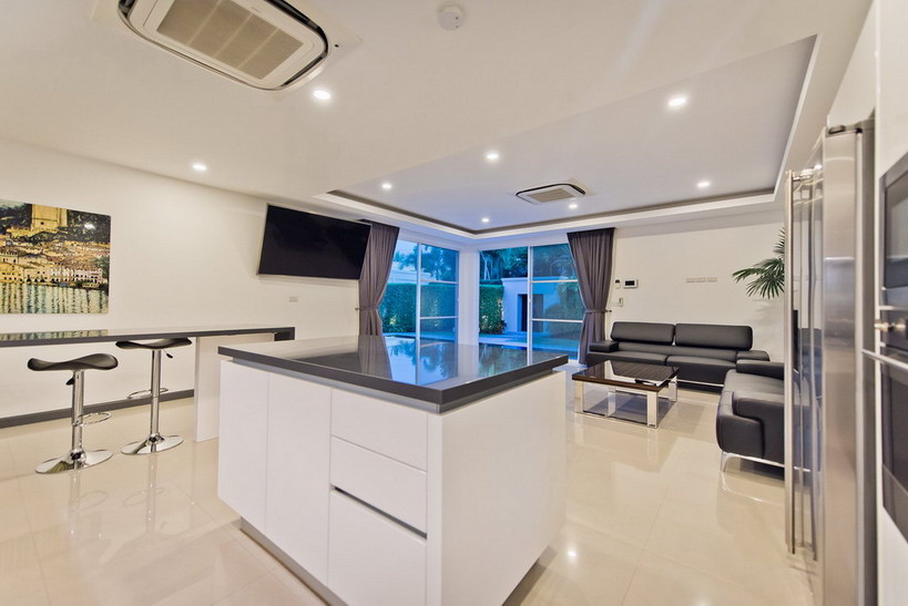 5-Bedroom Luxury Homes for Rent in Pattaya, Thailand