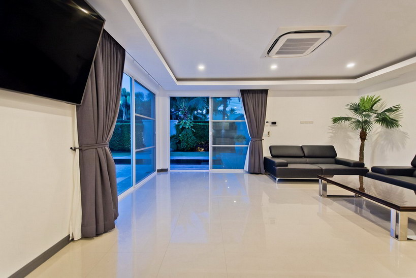 5-Bedroom Luxury Homes for Rent in Pattaya, Thailand