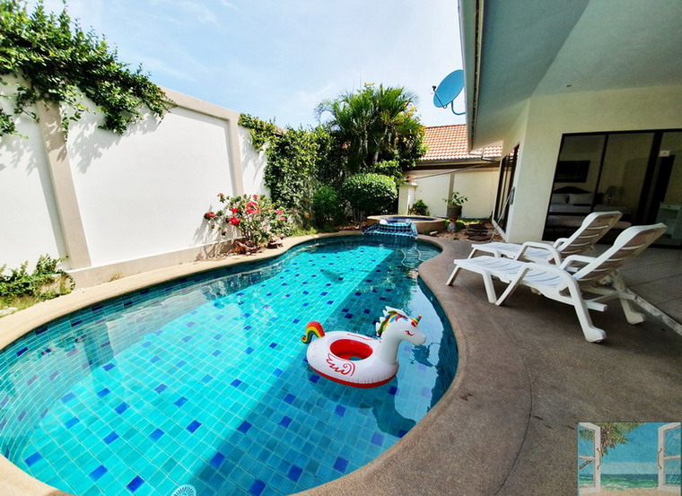 Pool Villa for Rent on Pratumnak Hill, Pattaya