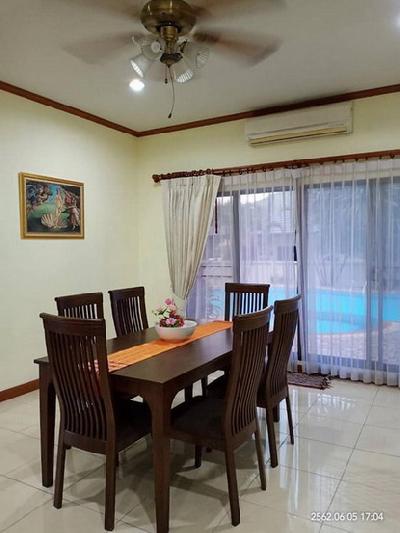 Large Pool Villa  For Sale in East Pattaya