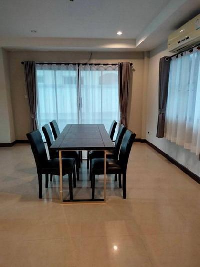 2 Storey House Sale in East Pattaya, Mapprachan Lake