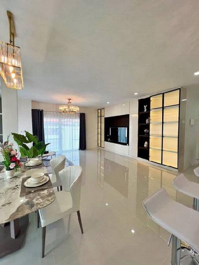 Lovely House for Sale at East Pattaya