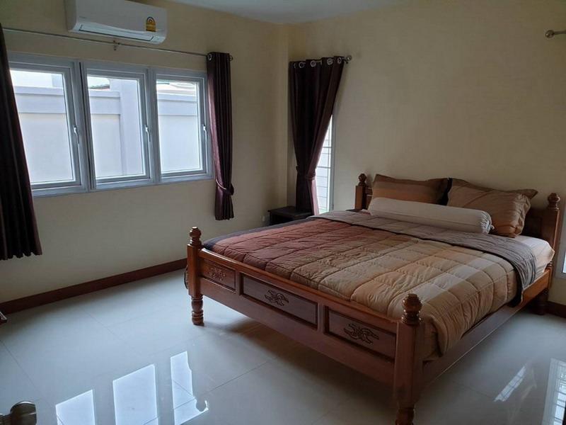 5 Bedrooms Pool Villa For Rent in Soi Khao Talo, Pattaya