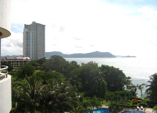 3-Bedroom Condo for Sale or Rent in Na Jomtien