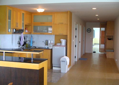 3-Bedroom Condo for Sale or Rent in Na Jomtien