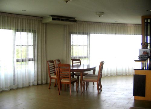 3-Bedroom Condo for Sale or Rent in Na Jomtien