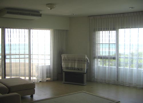 3-Bedroom Condo for Sale or Rent in Na Jomtien