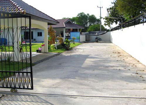 East Pattaya Executive Home for Sale or Rent