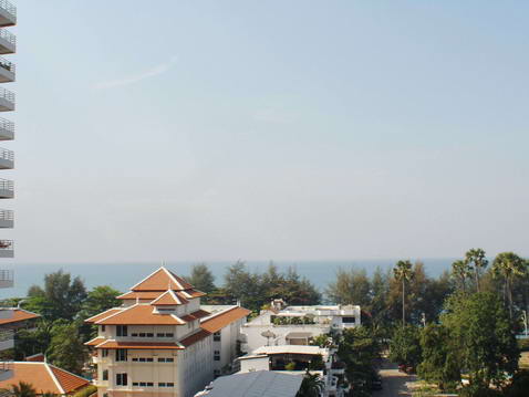 Sea-view Jomtien Condo for Sale