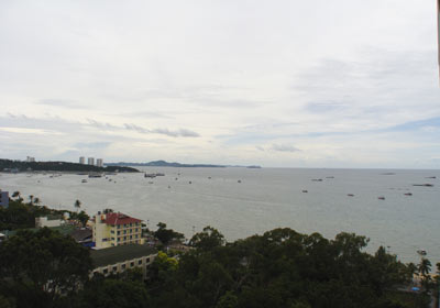 Central Pattaya Condo for Sale or Rent