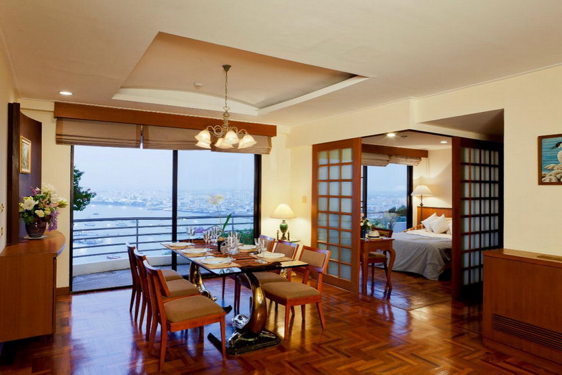 Suites Condo for Sale on Pratamnak Hill