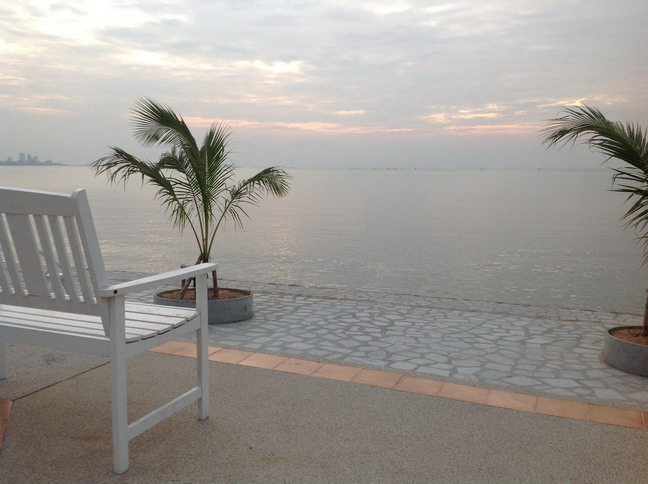 Beachfront 3 Bed Condo for Sale and Rent
