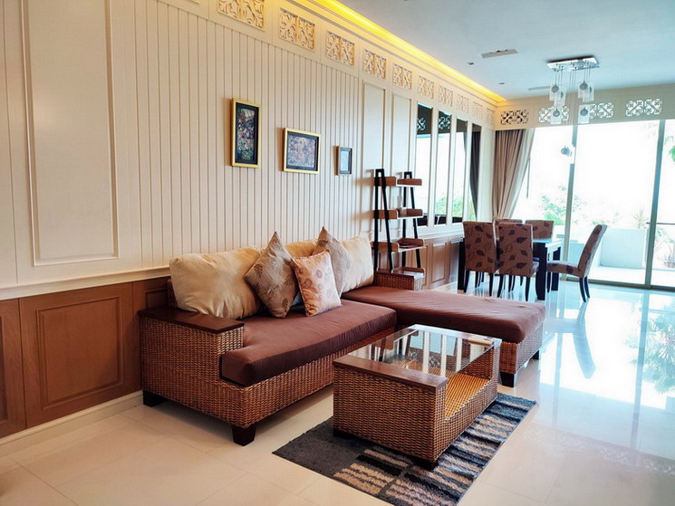 Luxury Sea View 2 Bedrooms Condominium for Rent