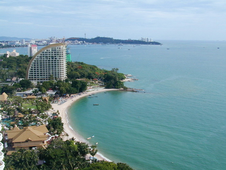 Luxury Beachfront Condominium for Sale and Rent in Northpoint Condo