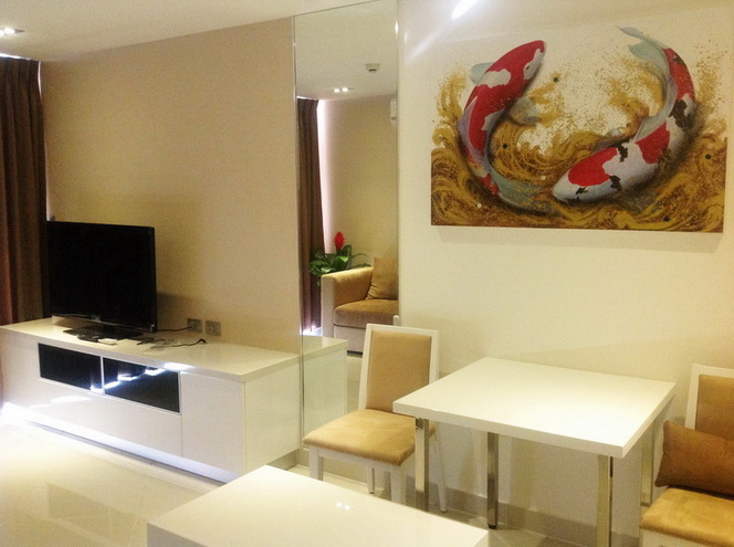 Sea View Condo for Rent in Cosy Beach Pratumnak Pattaya