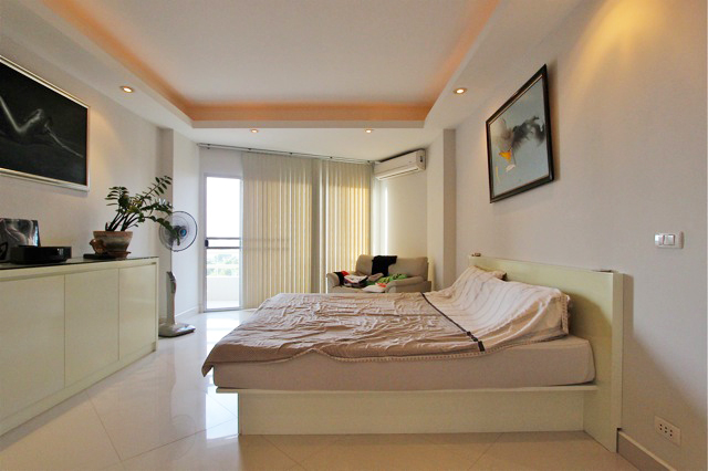 1-Bed Jomtien Condo for Rent